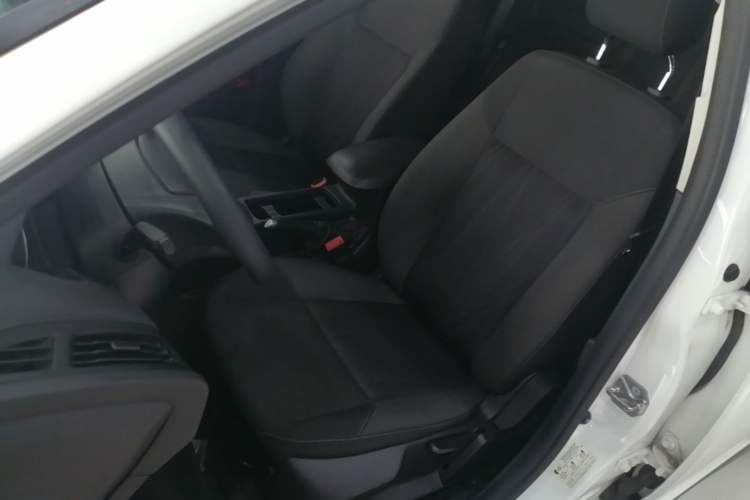Used Ford Focus 2017 Hatchback 1.6L Automatic Comfort Plus SmartDrive Edition Left Front Seat