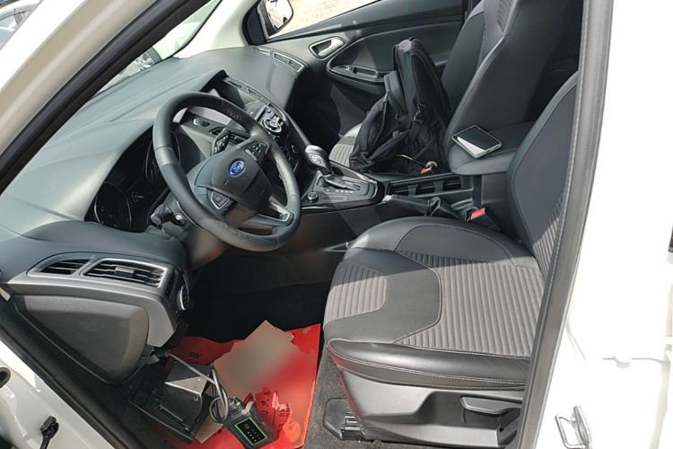 Used Ford Focus 2017 Sedan 1.6L Automatic Fashion Edition Smart Drive Version Left Front Seat