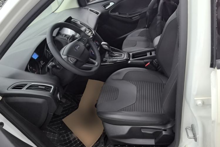 Used Ford Focus 2017 Hatchback EcoBoost 125 Automatic - Ultra-Powerful Style Edition with Smart Drive Features Left Front Seat