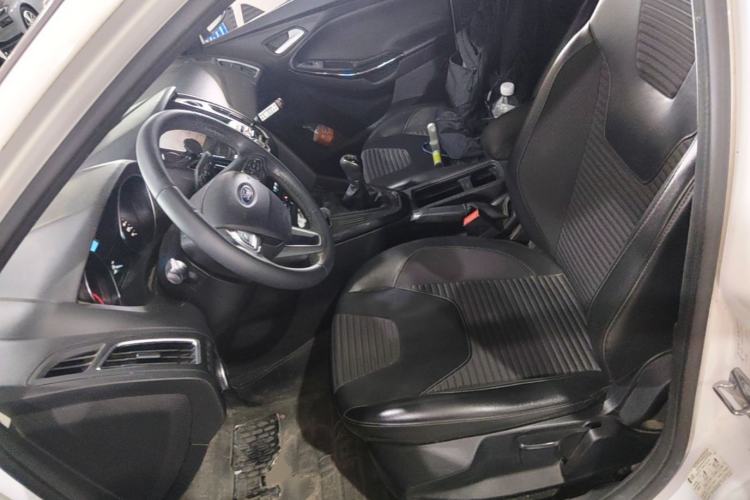 Used Ford Focus 2017 Hatchback 1.6L Manual Fashion Edition SmartDrive Version Left Front Seat
