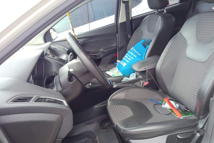 Used Ford Focus 2017 Sedan EcoBoost 180 Automatic Elite Model Left Front Seat
