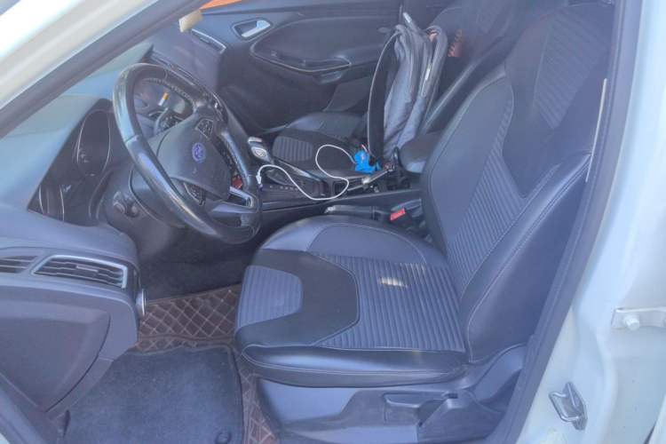 Used Ford Focus 2017 Sedan 1.6L Automatic Fashion Edition Smart Drive Version Left Front Seat