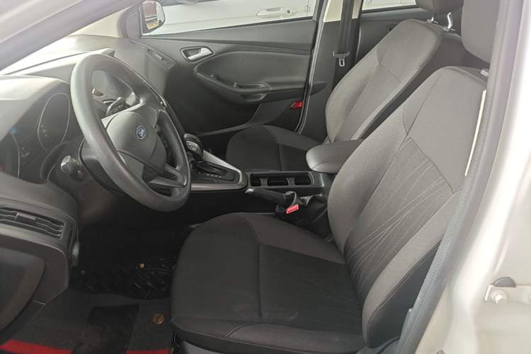 Used Ford Focus 2017 Hatchback 1.6L Automatic Comfort Plus SmartDrive Edition Left Front Seat