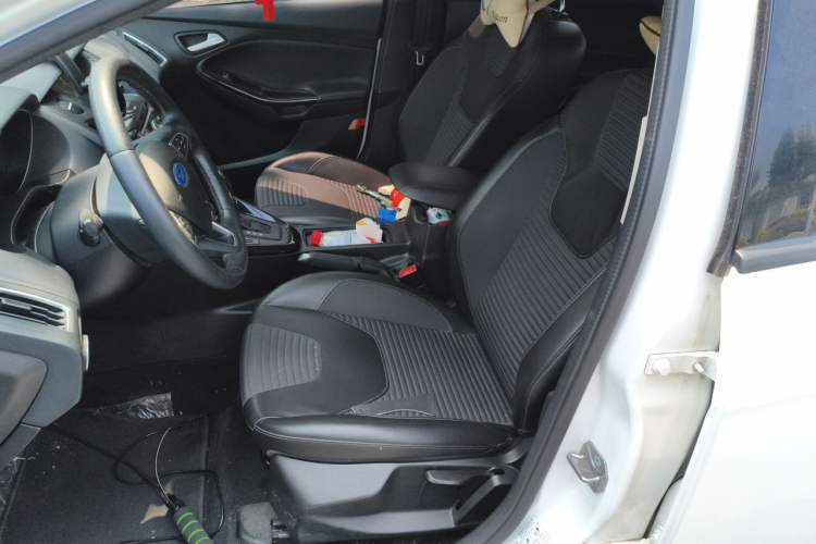 Used Ford Focus 2017 Sedan 1.6L Automatic Fashion Edition Smart Drive Version Left Front Seat