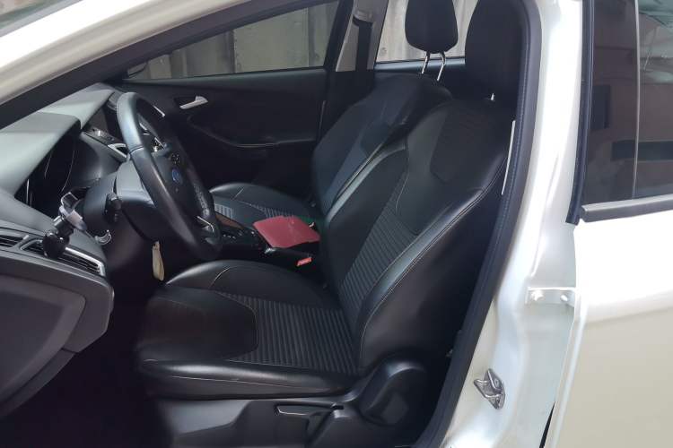 Used Ford Focus 2017 Sedan 1.6L Automatic Fashion Edition Smart Drive Version Left Front Seat