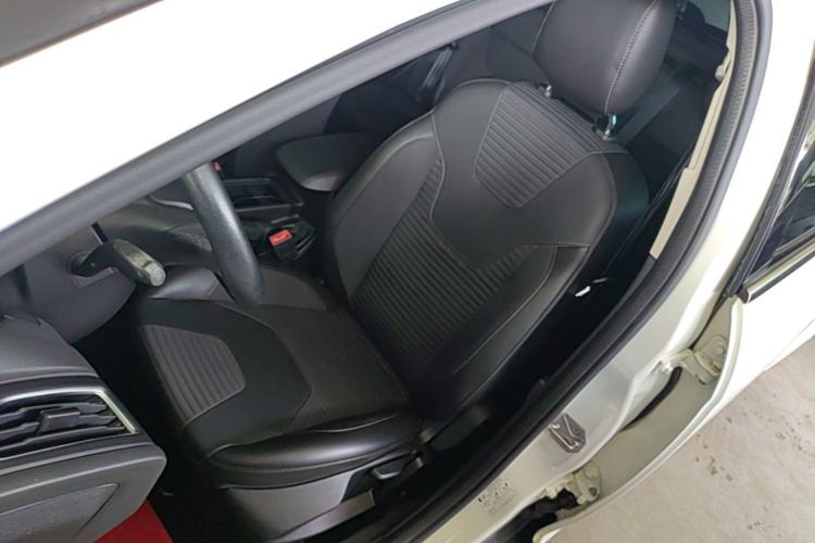 Used Ford Focus 2017 Hatchback 1.6L Automatic Fashion Edition Smart Drive Version Left Front Seat