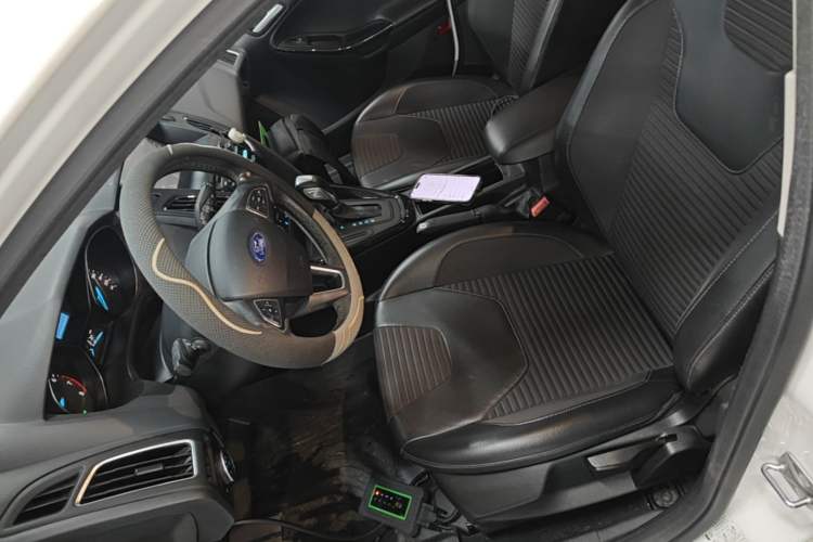 Used Ford Focus 2017 Hatchback 1.6L Automatic Fashion Edition Smart Drive Version Left Front Seat