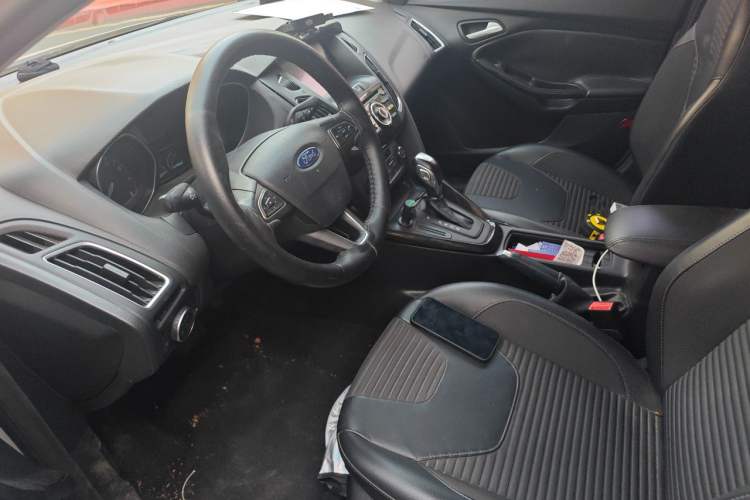 Used Ford Focus 2017 Sedan 1.6L Automatic Fashion Edition Smart Drive Version Left Front Seat