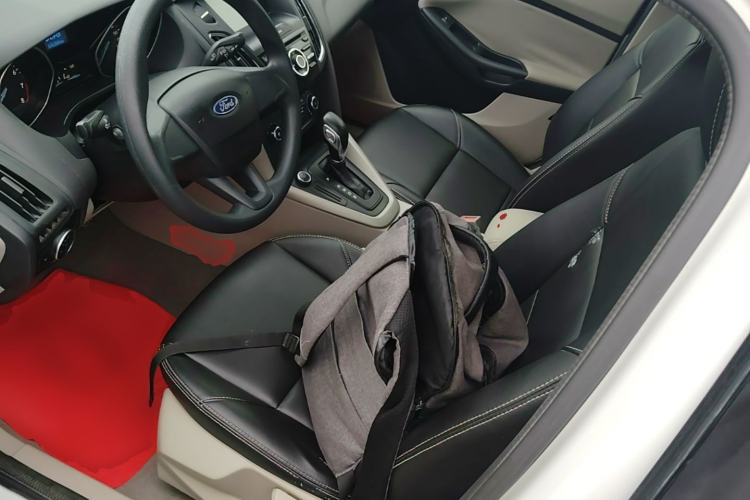 Used Ford Focus 2017 Sedan 1.6L Automatic Comfort Plus SmartDrive Edition Left Front Seat