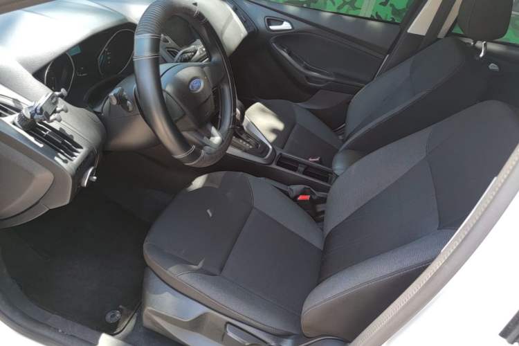 Used Ford Focus 2017 Hatchback 1.6L Automatic Comfort Plus SmartDrive Edition Left Front Seat