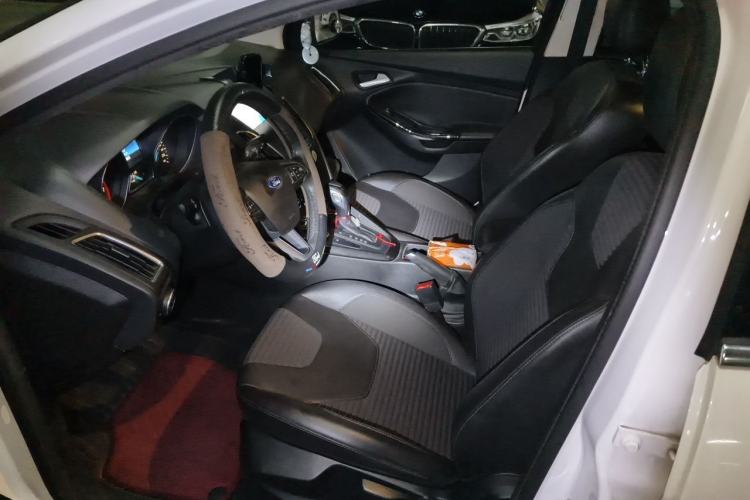 Used Ford Focus 2017 Sedan EcoBoost 180 Automatic Elite Model Left Front Seat