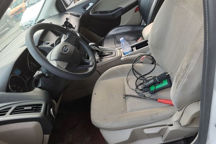 Used Ford Focus 2017 Sedan 1.6L Automatic Comfort Plus SmartDrive Edition Left Front Seat