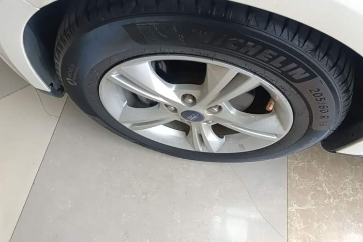 Used Ford Focus 2017 Hatchback 1.6L Automatic Comfort Plus SmartDrive Edition Left Front Wheel Hub