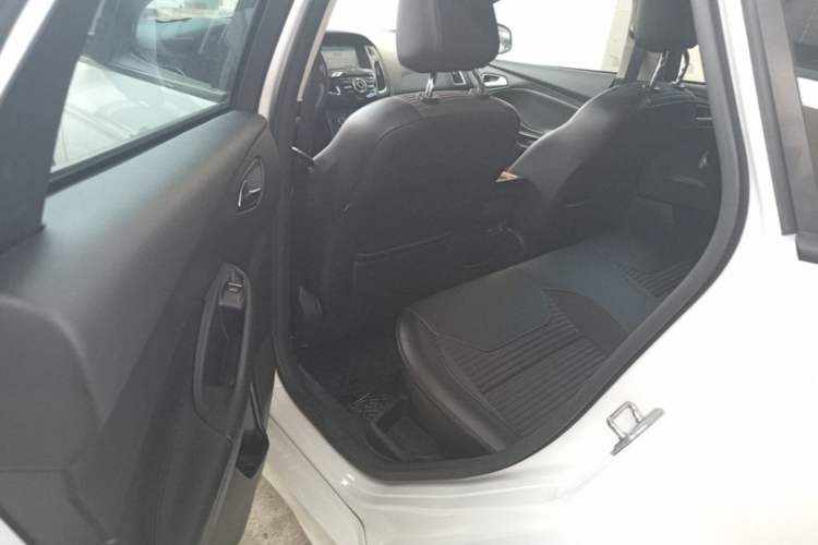 Used Ford Focus 2017 Hatchback 1.6L Automatic Fashion Edition Smart Drive Version Left Rear Seat
