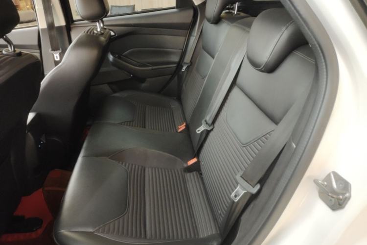 Used Ford Focus 2017 Hatchback EcoBoost 125 Automatic - Ultra-Powerful Style Edition with Smart Drive Features Left Rear Seat