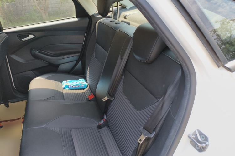 Used Ford Focus 2017 Sedan 1.6L Automatic Fashion Edition Smart Drive Version Left Rear Seat