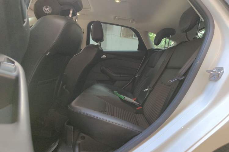 Used Ford Focus 2017 Hatchback 1.6L Automatic Fashion Edition Smart Drive Version Left Rear Seat