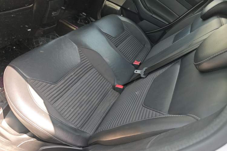 Used Ford Focus 2017 Hatchback 1.6L Automatic Fashion Edition Smart Drive Version Left Rear Seat