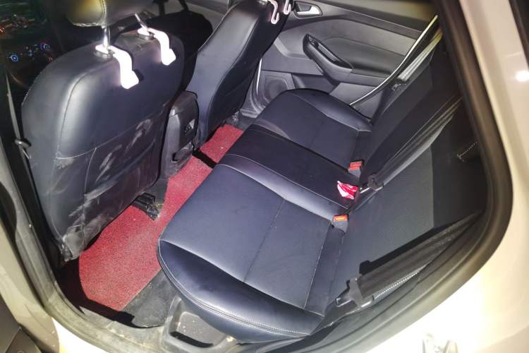 Used Ford Focus 2017 Hatchback 1.6L Automatic Comfort Plus SmartDrive Edition Left Rear Seat