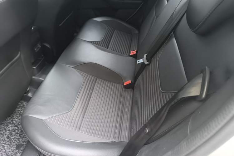 Used Ford Focus 2017 Hatchback 1.6L Automatic Fashion Edition Smart Drive Version Left Rear Seat
