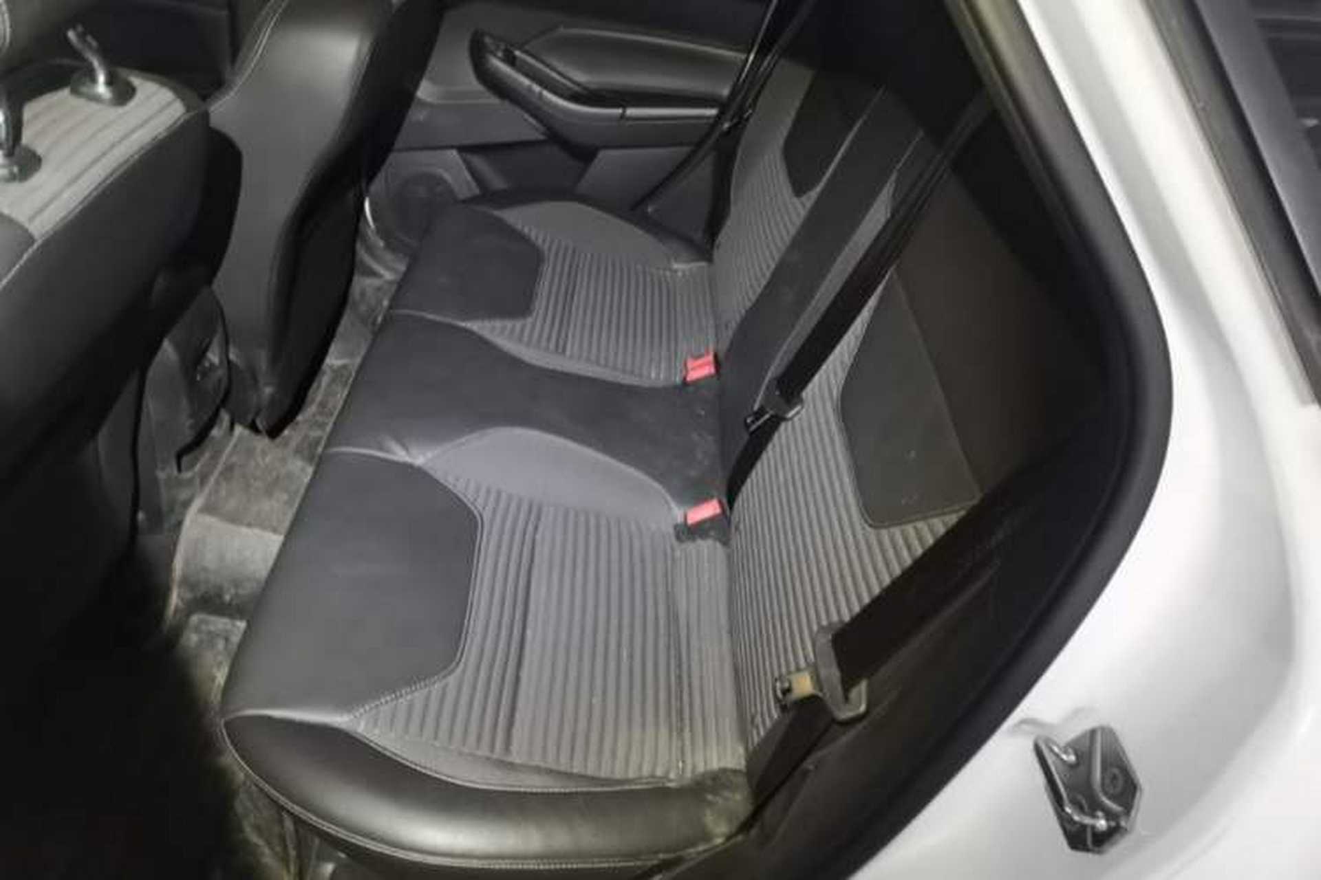 Used Ford Focus 2017 Hatchback 1.6L Manual Fashion Edition SmartDrive Version Left Rear Seat