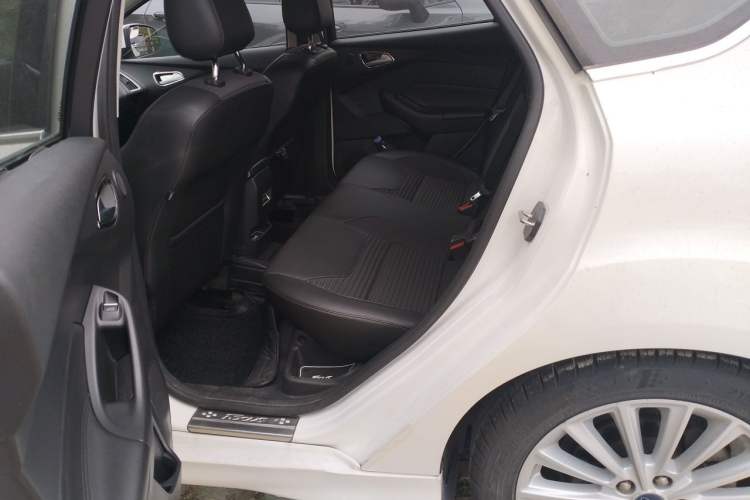 Used Ford Focus 2017 Hatchback EcoBoost 180 Automatic Sport Model Left Rear Seat