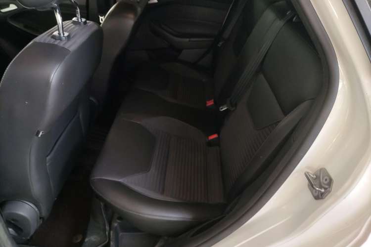 Used Ford Focus 2017 Hatchback 1.6L Automatic Fashion Edition Smart Drive Version Left Rear Seat
