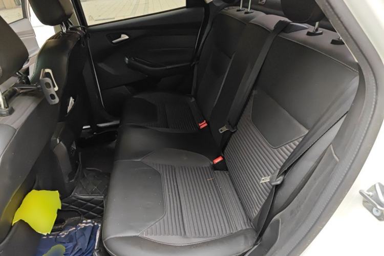 Used Ford Focus 2017 Sedan 1.6L Automatic Fashion Edition Smart Drive Version Left Rear Seat