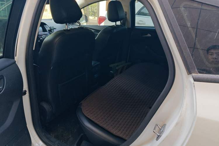 Used Ford Focus 2017 Hatchback 1.6L Automatic Fashion Edition Smart Drive Version Left Rear Seat