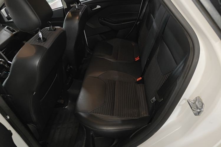 Used Ford Focus 2017 Hatchback 1.6L Automatic Fashion Edition Smart Drive Version Left Rear Seat