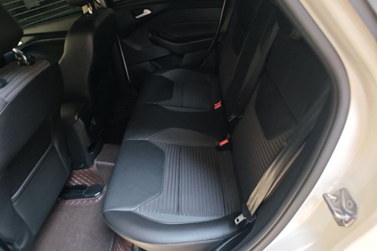 Used Ford Focus 2017 Sedan 1.6L Automatic Fashion Edition Smart Drive Version Left Rear Seat