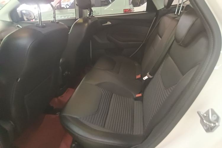 Used Ford Focus 2017 Hatchback 1.6L Automatic Fashion Edition Smart Drive Version Left Rear Seat