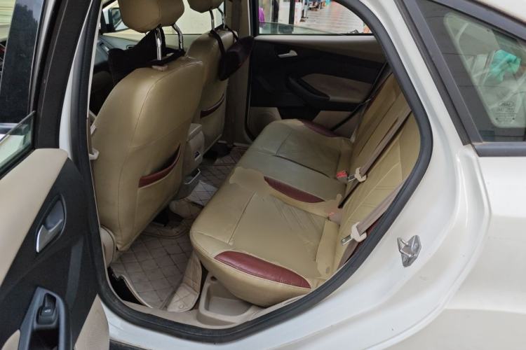 Used Ford Focus 2017 Sedan 1.6L Automatic Comfort Plus SmartDrive Edition Left Rear Seat