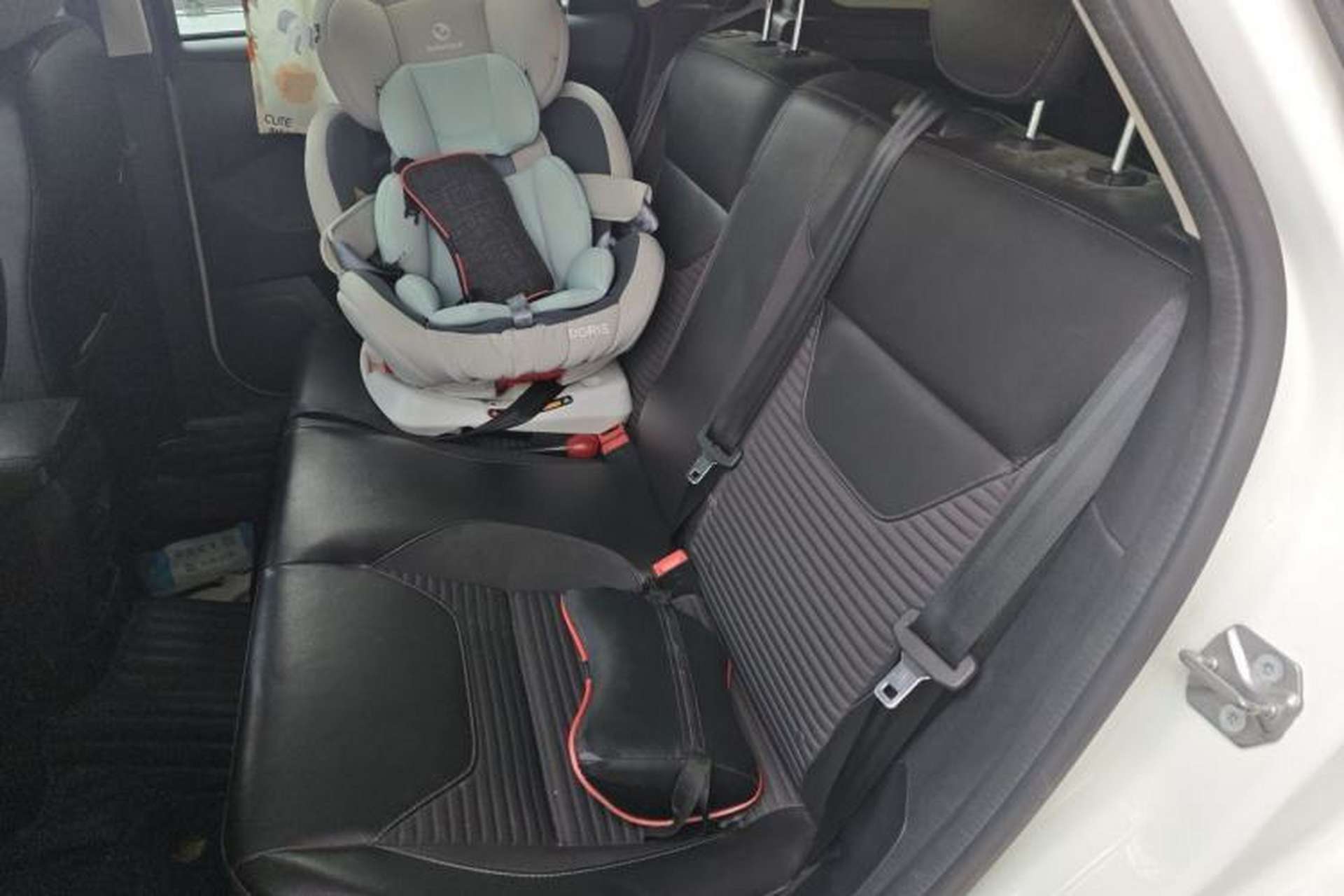 Used Ford Focus 2017 Hatchback 1.6L Automatic Fashion Edition Smart Drive Version Left Rear Seat