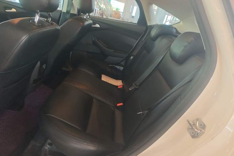 Used Ford Focus 2017 Hatchback 1.6L Automatic Comfort Plus SmartDrive Edition Left Rear Seat