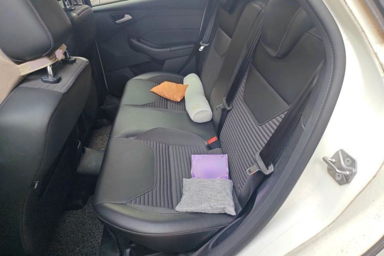 Used Ford Focus 2017 Hatchback 1.6L Automatic Fashion Edition Smart Drive Version Left Rear Seat