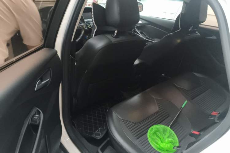 Used Ford Focus 2017 Hatchback 1.6L Automatic Fashion Edition Smart Drive Version Left Rear Seat
