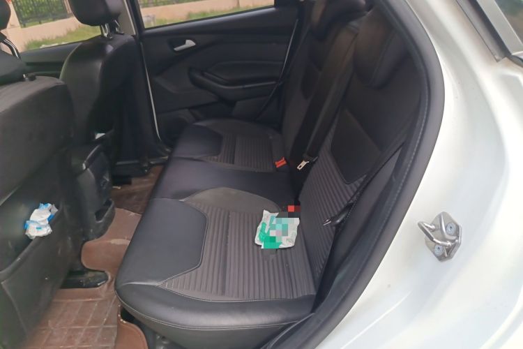 Used Ford Focus 2017 Hatchback 1.6L Automatic Fashion Edition Smart Drive Version Left Rear Seat
