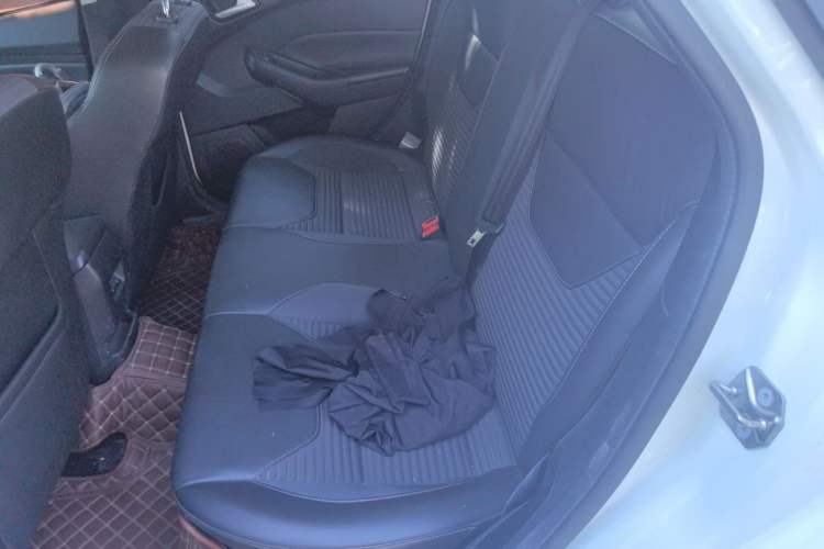 Used Ford Focus 2017 Sedan 1.6L Automatic Fashion Edition Smart Drive Version Left Rear Seat