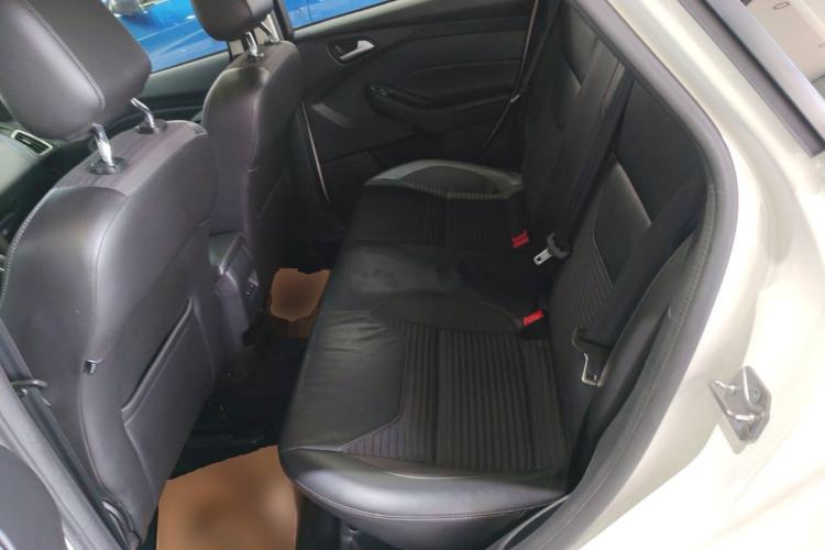 Used Ford Focus 2017 Hatchback 1.6L Automatic Fashion Edition Smart Drive Version Left Rear Seat