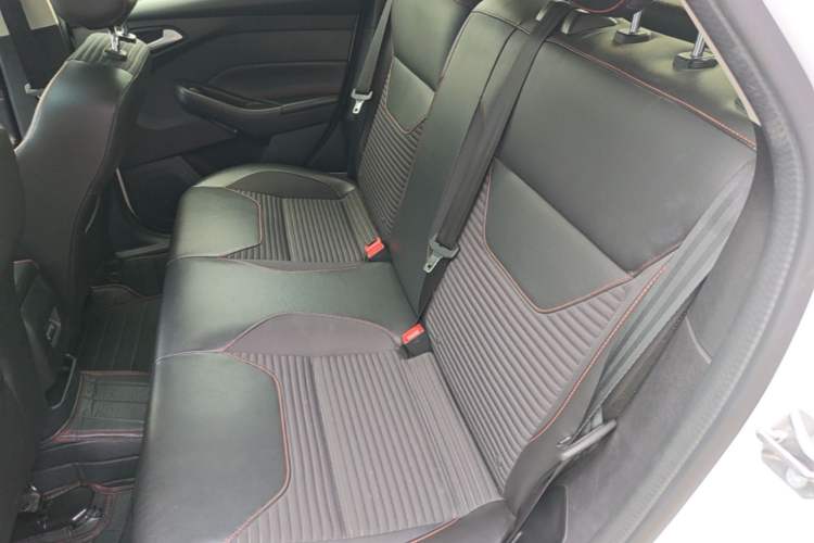 Used Ford Focus 2017 1.5T CTCC White and Black Limited Edition Left Rear Seat