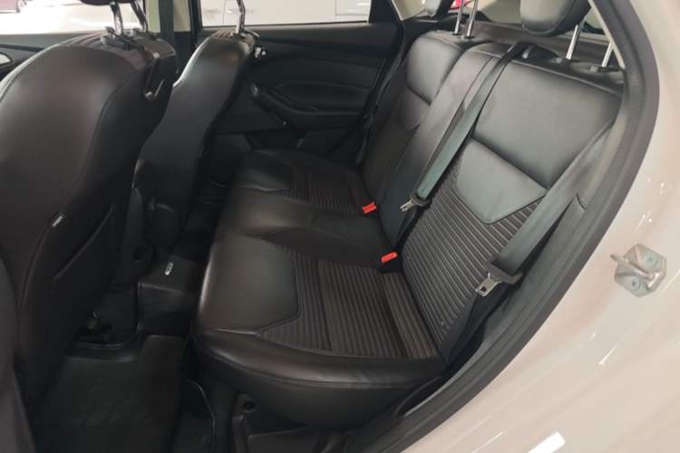 Used Ford Focus 2017 Hatchback 1.6L Automatic Fashion Edition Smart Drive Version Left Rear Seat