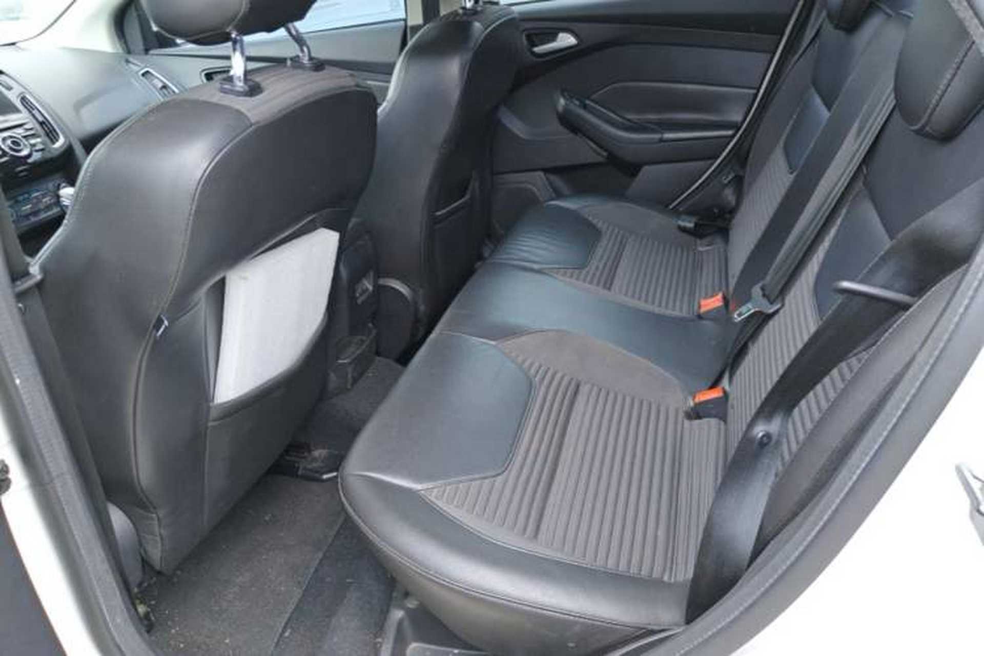 Used Ford Focus 2017 Sedan EcoBoost 125 Automatic Supreme Style SmartDrive Edition Left Rear Seat