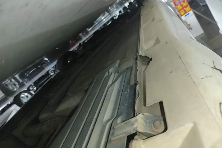 Used Ford Focus 2017 Hatchback EcoBoost 180 Automatic Sport Model Left Side Sill