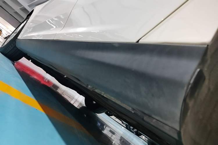 Used Ford Focus 2017 Sedan EcoBoost 125 Automatic Supreme Style SmartDrive Edition Left Side Sill