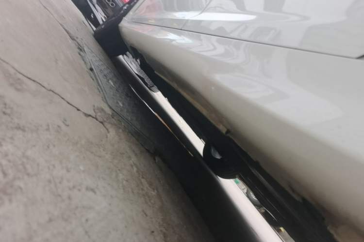Used Ford Focus 2017 1.5T CTCC White and Black Limited Edition Left Side Sill