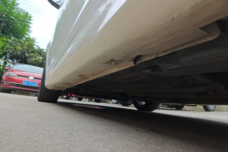 Used Ford Focus 2017 1.5T CTCC White and Black Limited Edition Left Side Sill