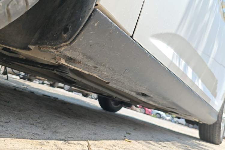 Used Ford Focus 2017 Hatchback 1.6L Automatic Comfort Plus SmartDrive Edition Left Side Sill