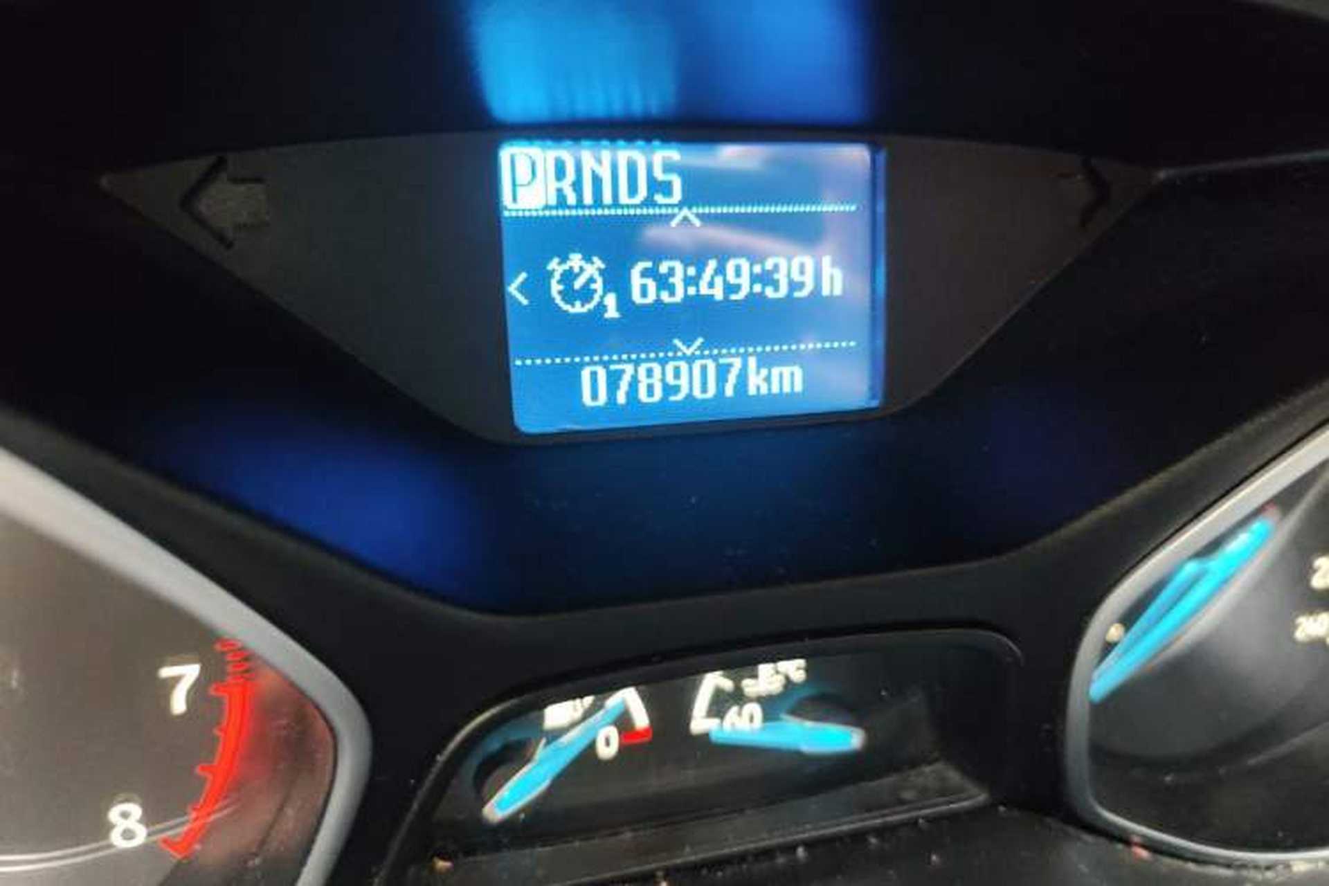 Used Ford Focus 2017 Hatchback 1.6L Automatic Fashion Edition Smart Drive Version Odometer Close Up