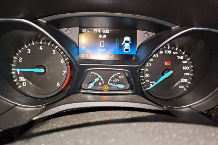 Used Ford Focus 2017 Hatchback EcoBoost 180 Automatic Elite Model Odometer Close Up